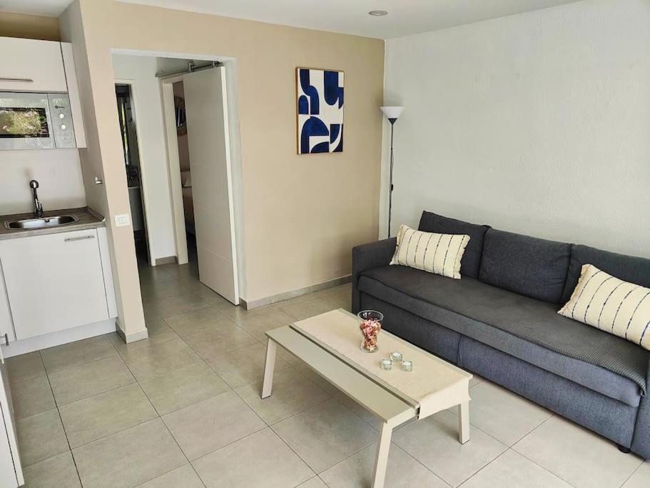 Playa Del Ingles: Beautiful Renovated Apartment San Bartolome de Tirajana  Exterior photo